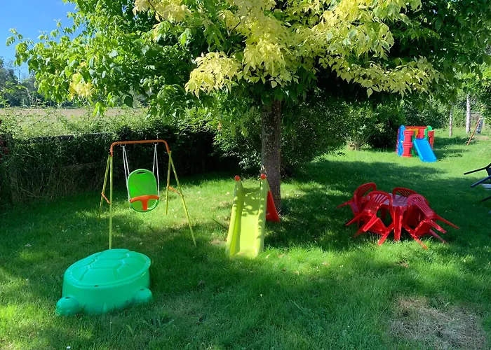 Gite 3 Etoiles Les Gourlines Avec Balneo, Veranda, Piscine Et Garage