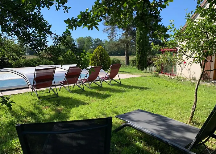 Gite 3 Etoiles Les Gourlines Avec Balneo, Veranda, Piscine Et Garage