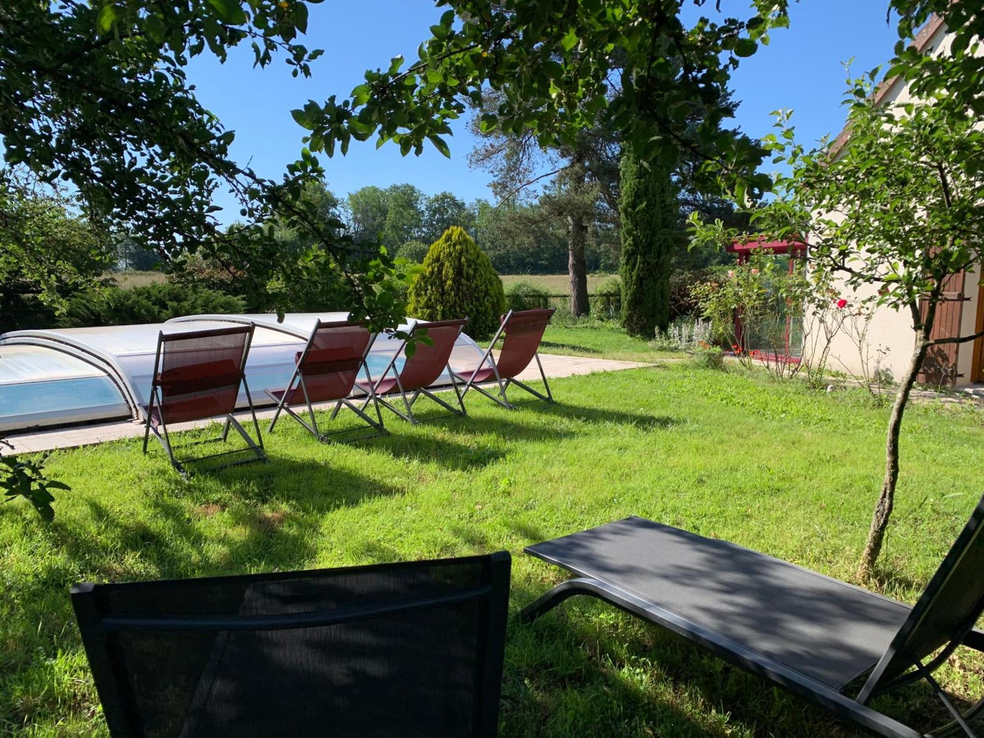 3 Etoiles Les Gourlines Avec Balneo, Veranda, Piscine Et Garage